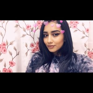 Meet your Posher, Amber